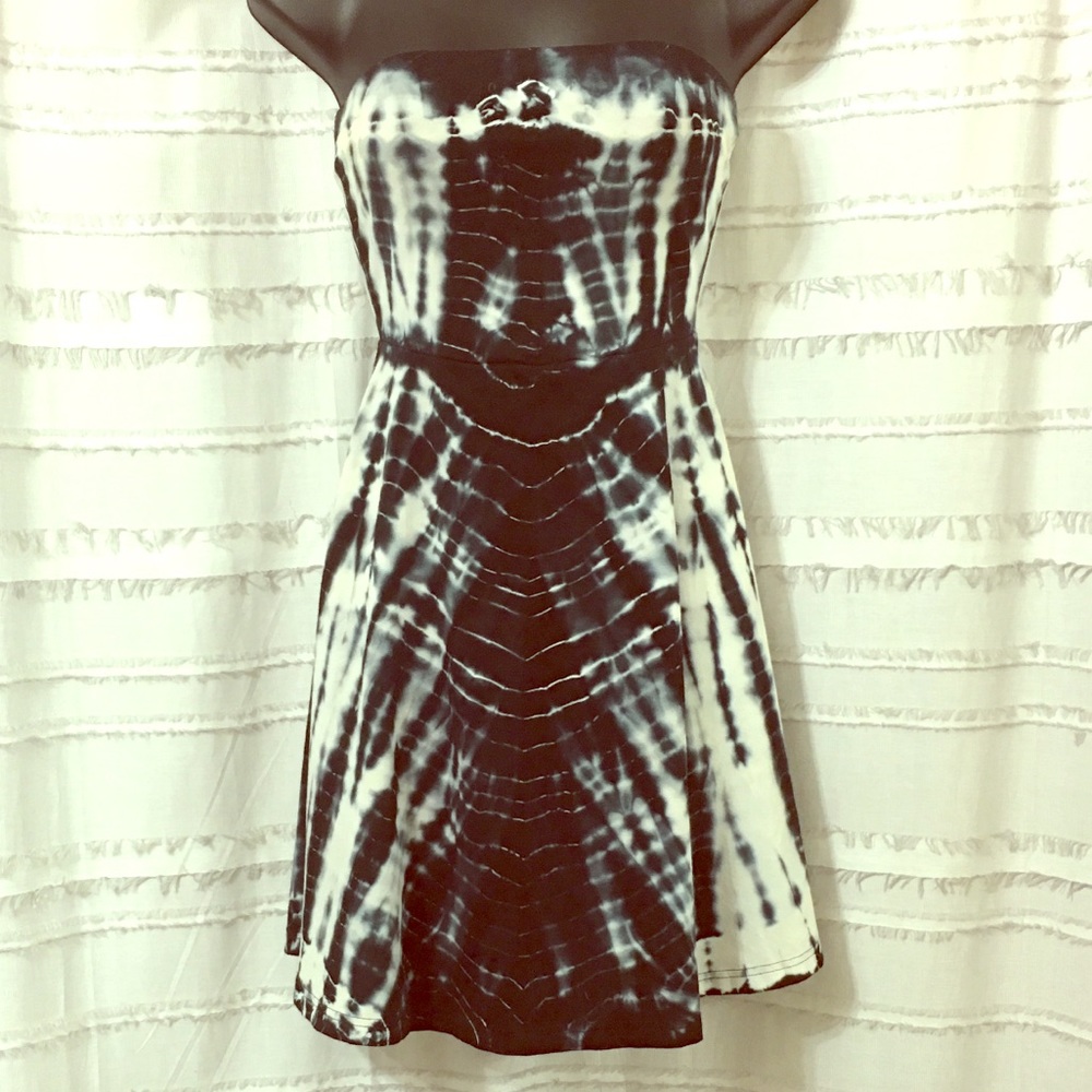 Express Strapless Tie Dye Dress
